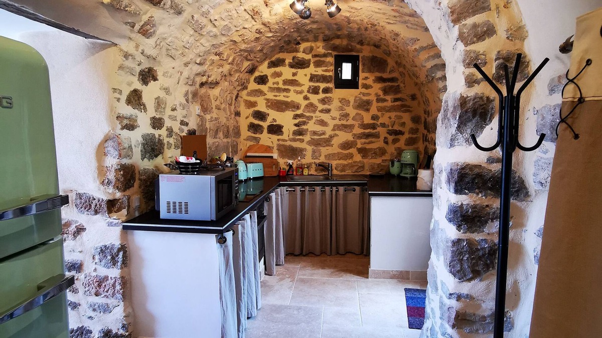Lablachere House | Magnifique Gîte en Pierres 6 Personnes Avec Piscine Privée Ardèche Plein sud
