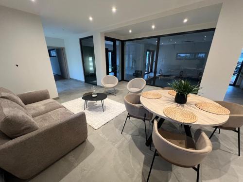 Kerprich-aux-Bois Villa | Magnifique maison bien-être 5 étoiles avec piscine et spa