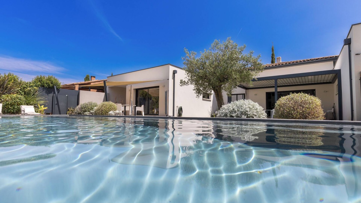 Molleges House | Magnifique Maison Contemporaine Dans Villa Triple