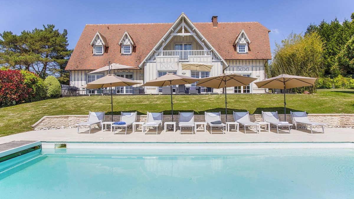 Gonneville-sur-Mer Villa | Magnifique Villa Bbc, Très Lumineuse, Spacieuse, vue Magnifique , à 2min du Golf