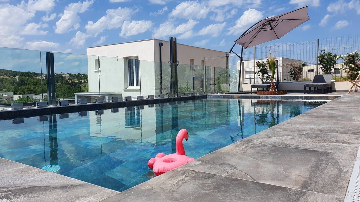 Juvignac Villa | Magnifique Villa Avec Piscine et Clim à Juvignac