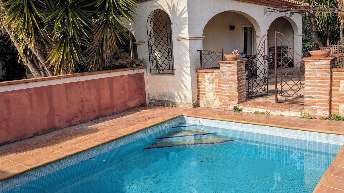 Saint-Esteve Villa | Magnifique Villa Méditerranéenne Avec Piscine