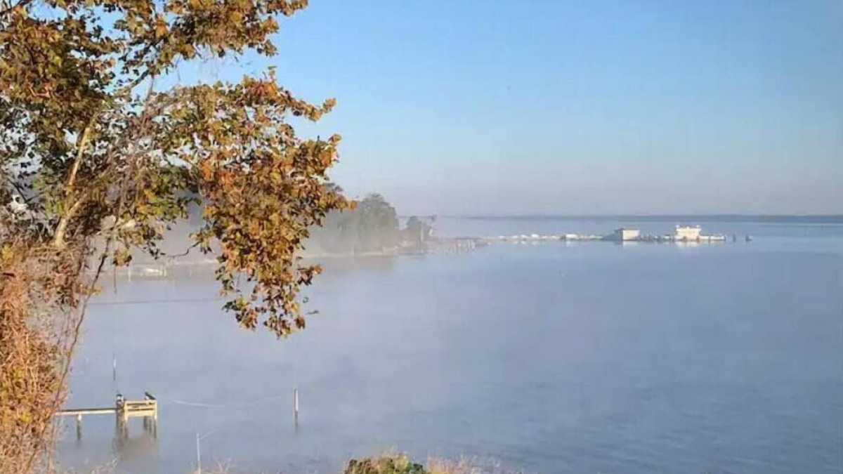 Lackey Cottage | “Magnolia Cottage” on the River