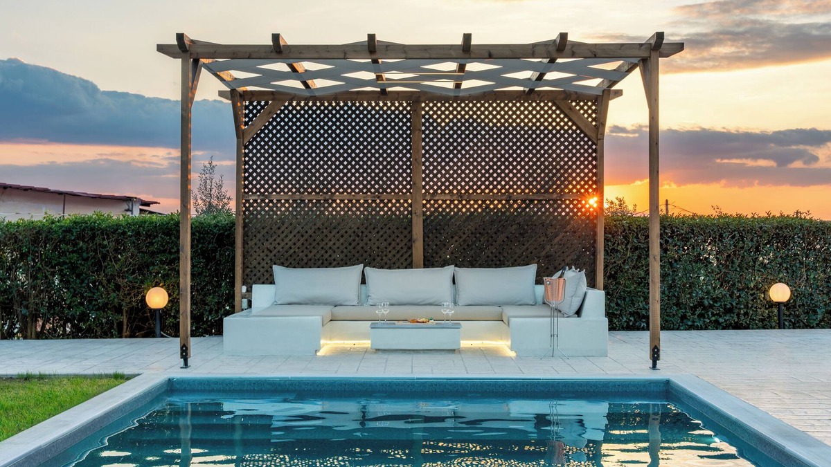 Diasella Villa | Magnolia Mansion with 5 bedrooms - private pool -BBQ - fitness room in Kalamata