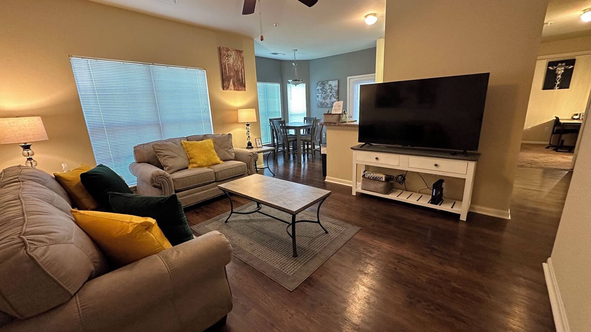 Tupelo Apartment | Magnolia Oasis: 2BD/2BA w/Gym, Pool, BBQ Grill