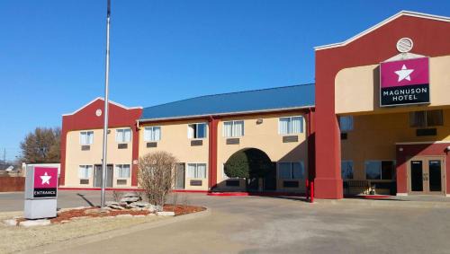 Tulsa Hotel | Magnuson Hotel Sand Springs – Tulsa West