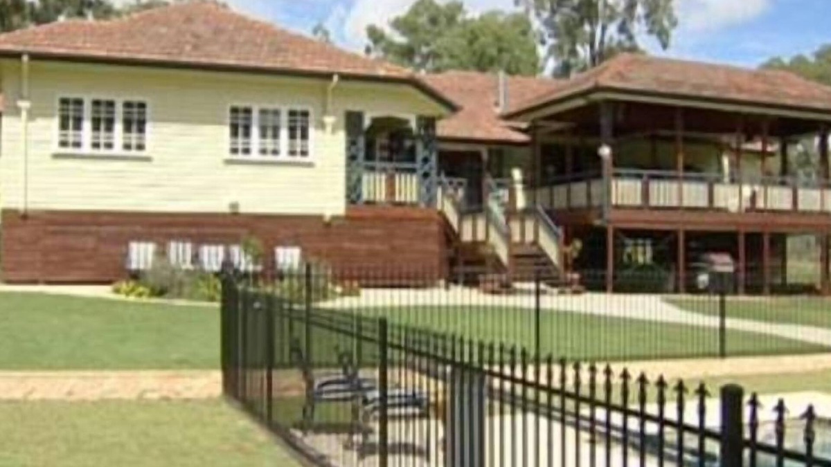Boyland Other | Magpie Creek Thoroughbred Farmstay Family Unit