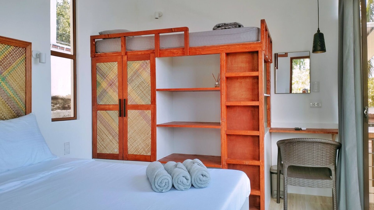 Tubod Cabin | Mahogany Cabin at Las Terrazas de Barili. 1 Queen Bed plus 1 extra single bed.