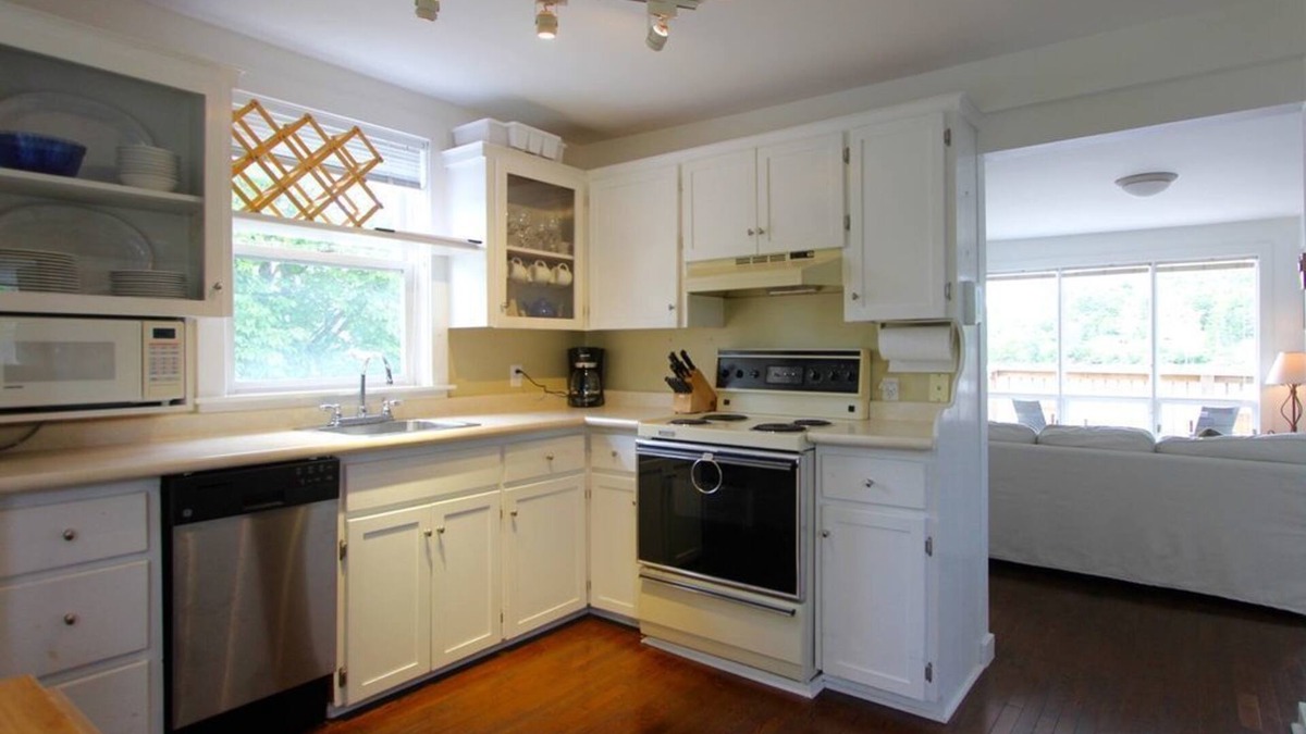 Mahone Bay House | Mahone Bay Beach House
