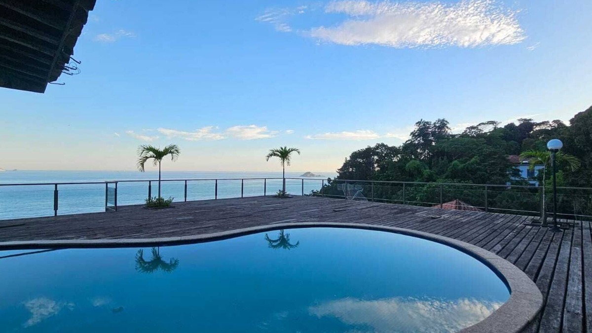 Sao Conrado House | Main house - Charming building with sea view