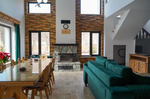 Traisteni Villa | Mai cu Mot Doftana Luxury Chalets