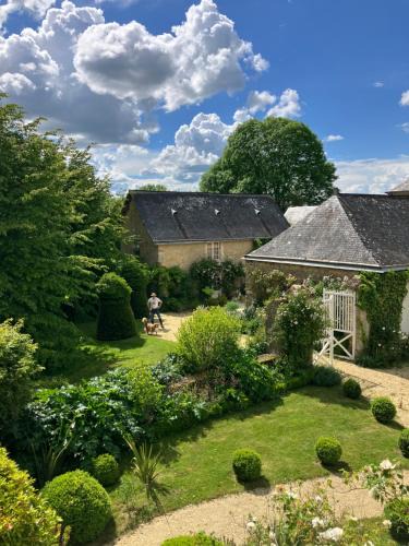 Saint-Christophe-en-Champagne Villa | Maison de vacances avec piscine chauffée, jacuzzi et jardin privé - proche circuit des 24h du Mans