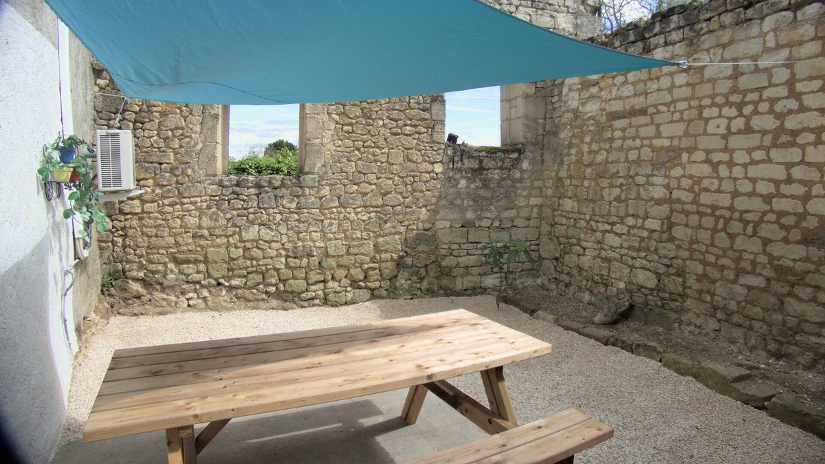 Saint-Leger-de-Montbrillais House | Maison Proche Center Parcs