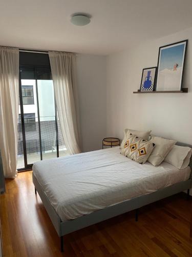El Port Apartment | Mai&Maud Fira Apartment