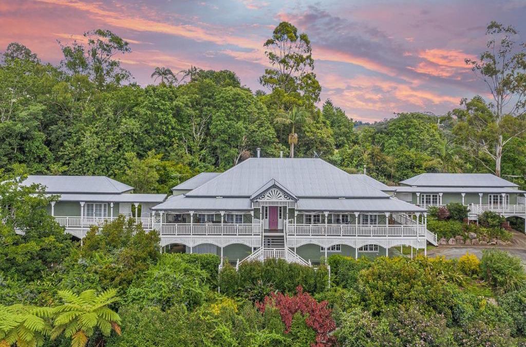 Mount Glorious Cabin | Maiala Park Lodge