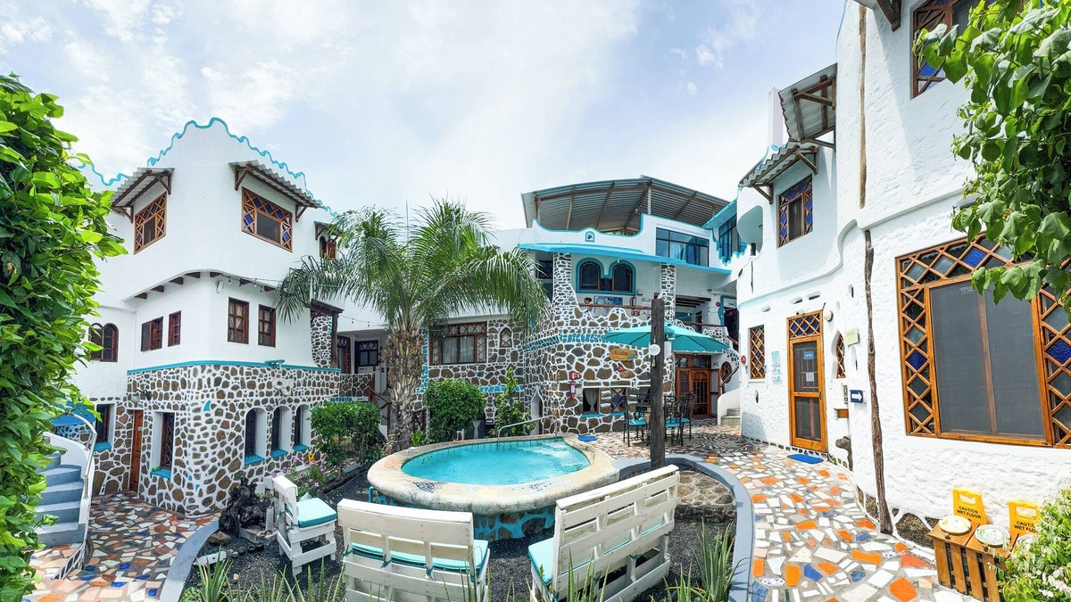 Bahia de la Academia Hotel | Maidith Galapagos Inn