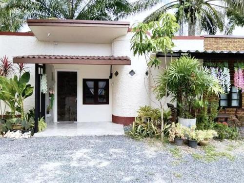 Pak Nam House | Maidok Homestay 2(ไม้ดอกโฮมสเตย์ 2)