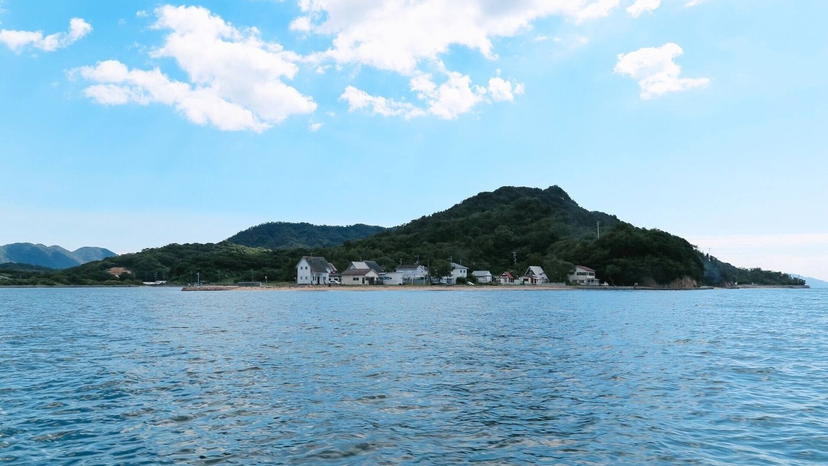 Momoshima House | Main building 2 bedroom apartment / Onomichi Hiroshima