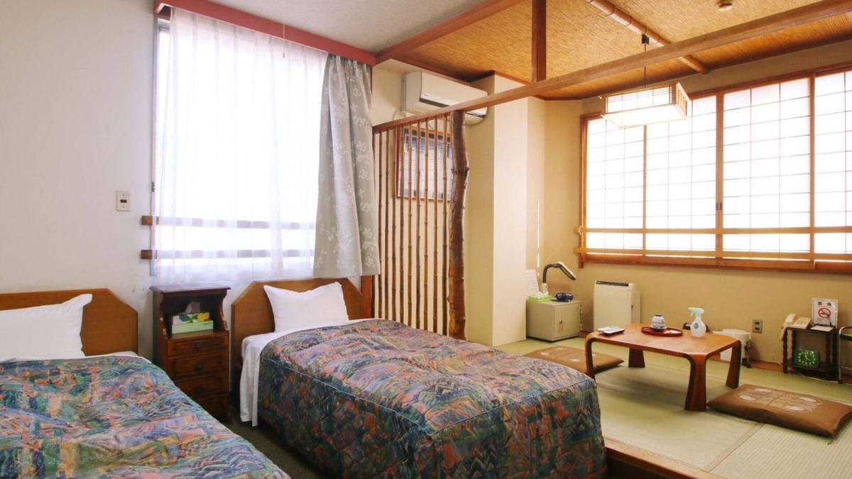 Uwamachi Hotel | Main building JapaneseWestern style family room /Fukushima Fukushima