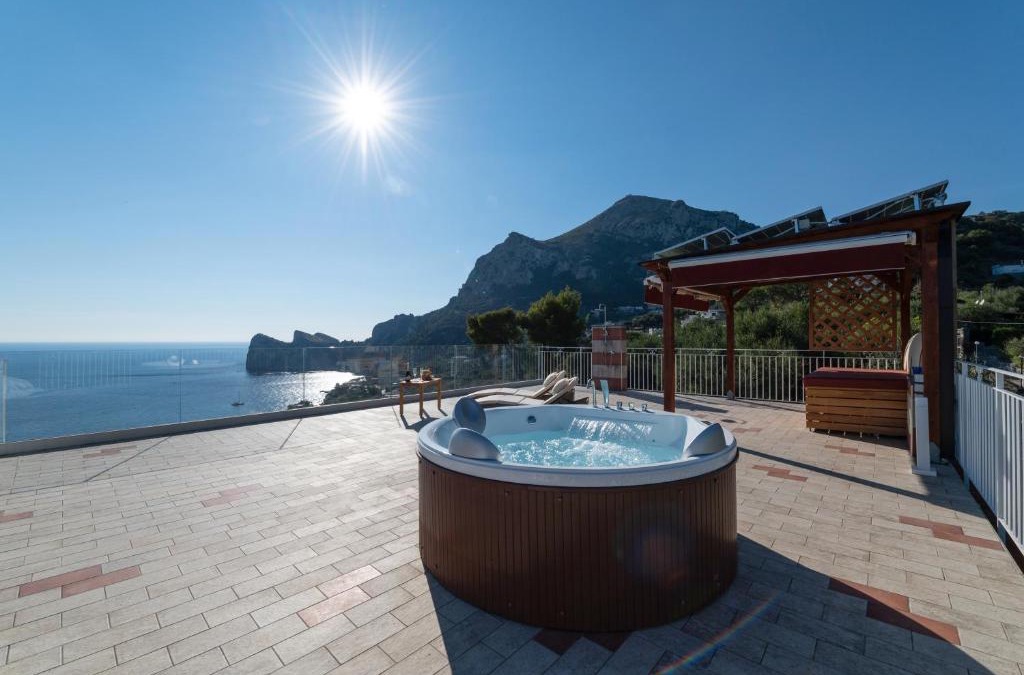 Sirenuse House | MAIN Roof Terrace Apartment