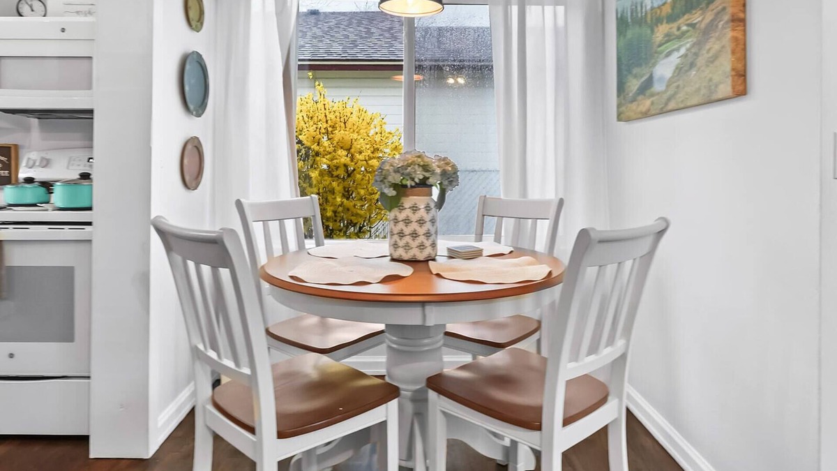 Star House | Main St. Cottage🏠heart of downtown✈️30min to BOI