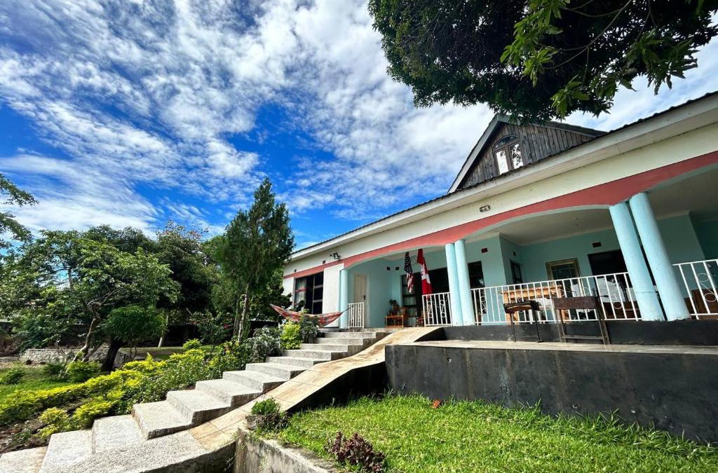 Senga House | Main Stream Beach Villa