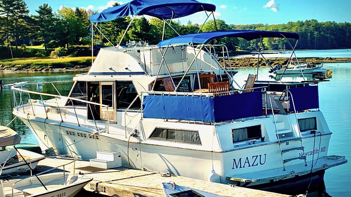 Newcastle Boat Rental | Maine Bed & Boat, MAZU on the scenic Damariscotta River