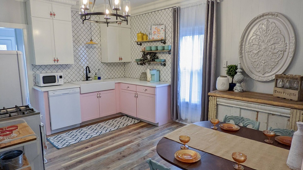 Broken Arrow House | Mainly Yours - Broken Arrow Rose District