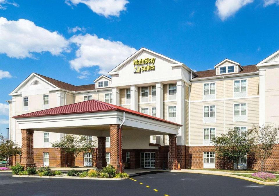 Dover Hotel | Mainstay Suites Dover