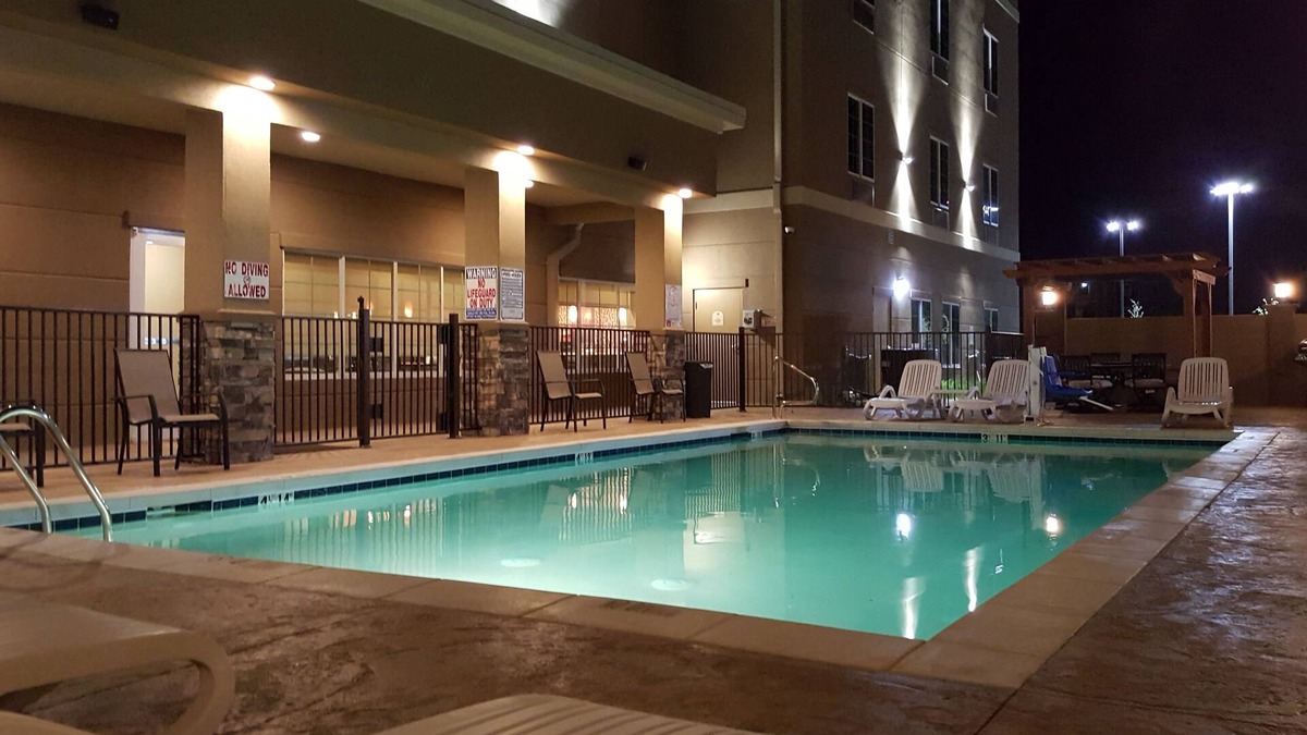Midland Hotel | MainStay Suites Midland