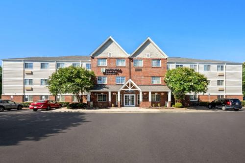 Northeast Raleigh Hotel | MainStay Suites Raleigh North