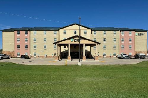 Tioga Hotel | MainStay Suites Tioga