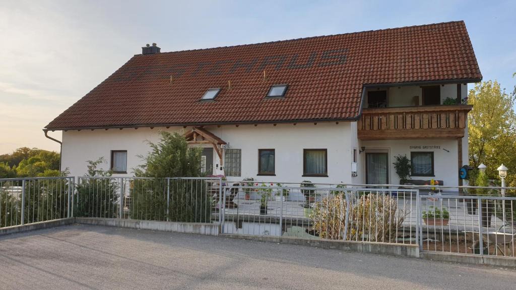 Schonungen Hotel | Mainstern Hotel