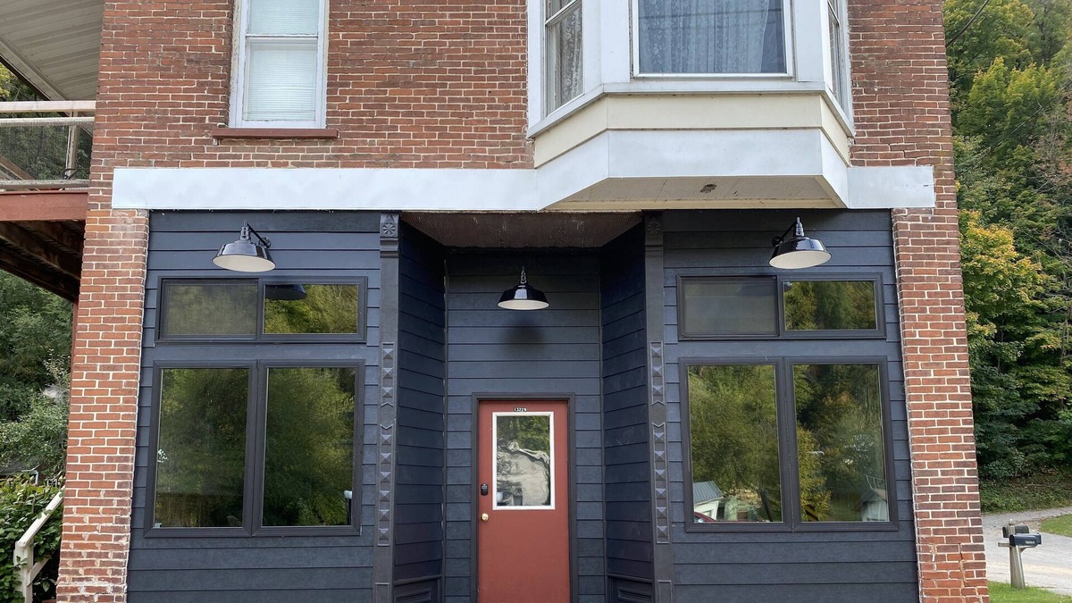 Glen Haven House | MainStreet House of Glen Haven