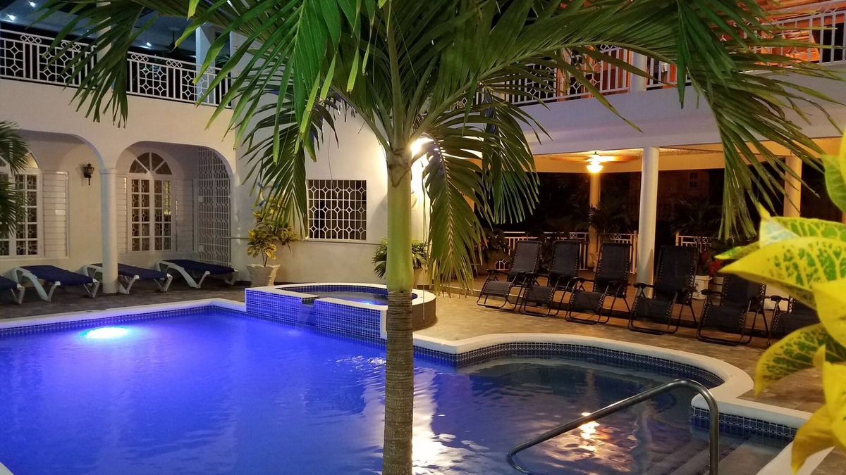 Rio Bueno Villa | Mais oui Tennis and Spa Villa