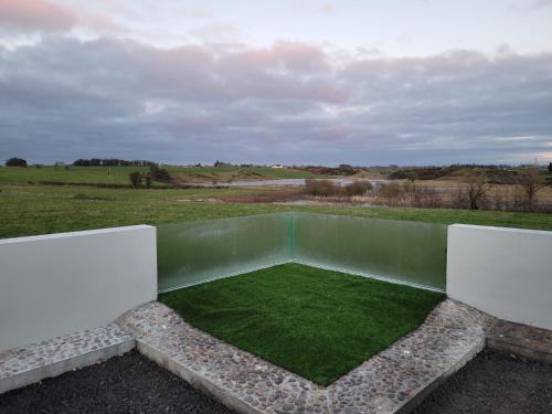 Crosswell House | Maisie and Bea's cottage