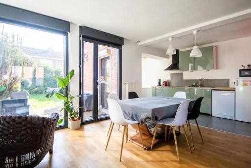 Lambersart Villa | Maison à l'orée du BOIS CITADELLE de LILLE avec TERRASSE en plein sud PROCHE DE TOUTES COMMODITES à la porte de LILLE