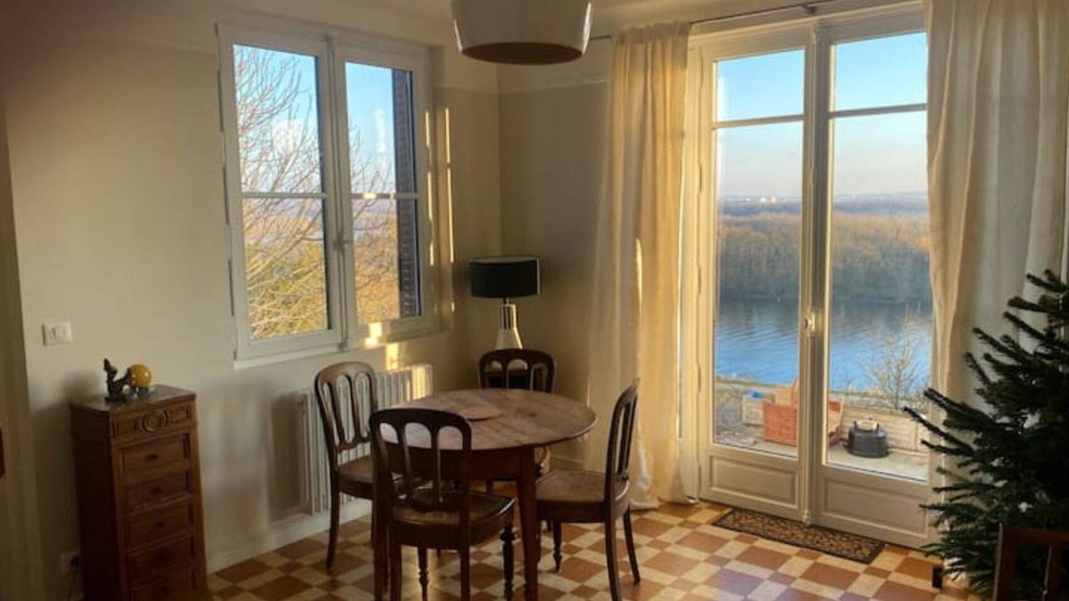 Mericourt Apartment | Maison Élégante et Sereine Avec vue Imprenable sur la Seine
