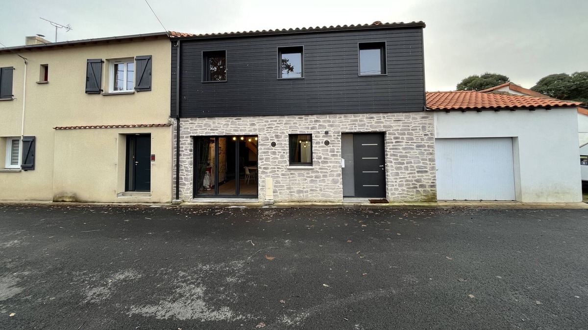 Saint-Aignan-Grandlieu House | Maison 6 Minutes Aeroport