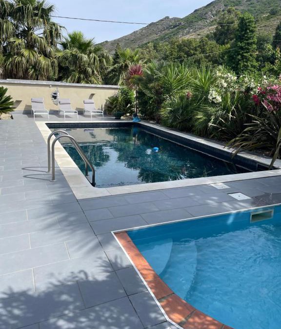 Barbaggio House | Maison 9 couchages avec piscine et jardin au calme