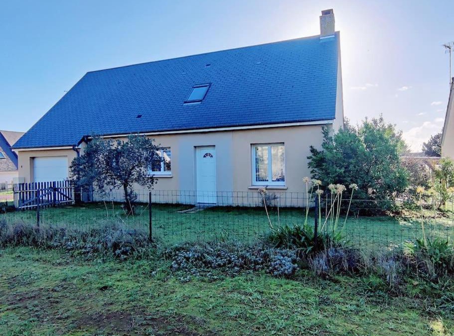 Saint-Germain-sur-Ay House | Maison a 400 m de la mer