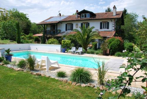 Sare Bed & Breakfast | Maison Aretxola