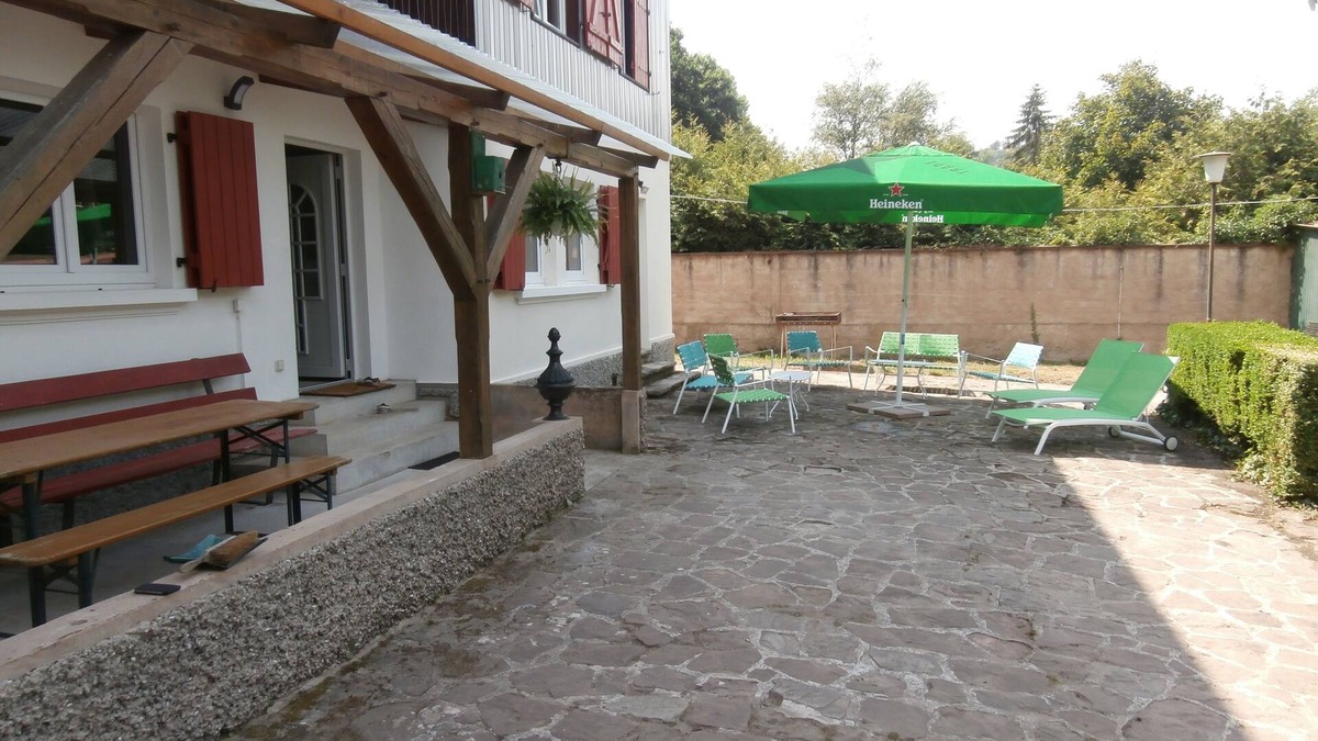 La Petite-Pierre House | Maison au calme très bien équipée pour 12 personnes avec cheminée