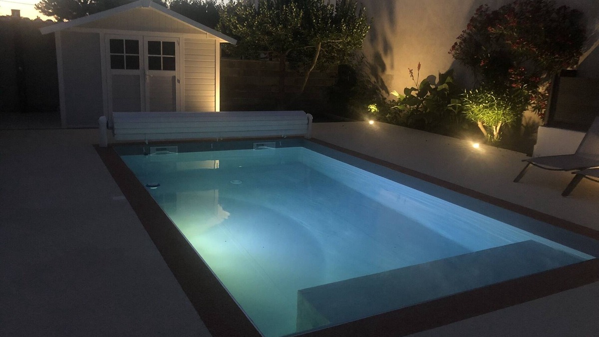 La Roche-de-Glun House | Maison au Calme Avec Piscine et Terrain de Pétanque