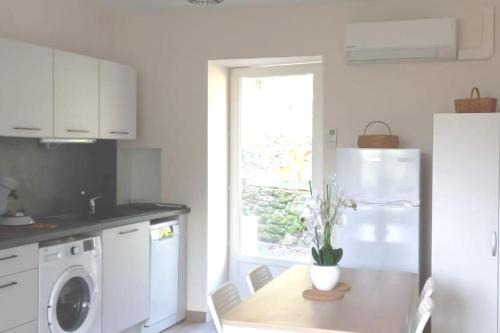 Rouairoux House | Maison au calme avec jardin et parking privé