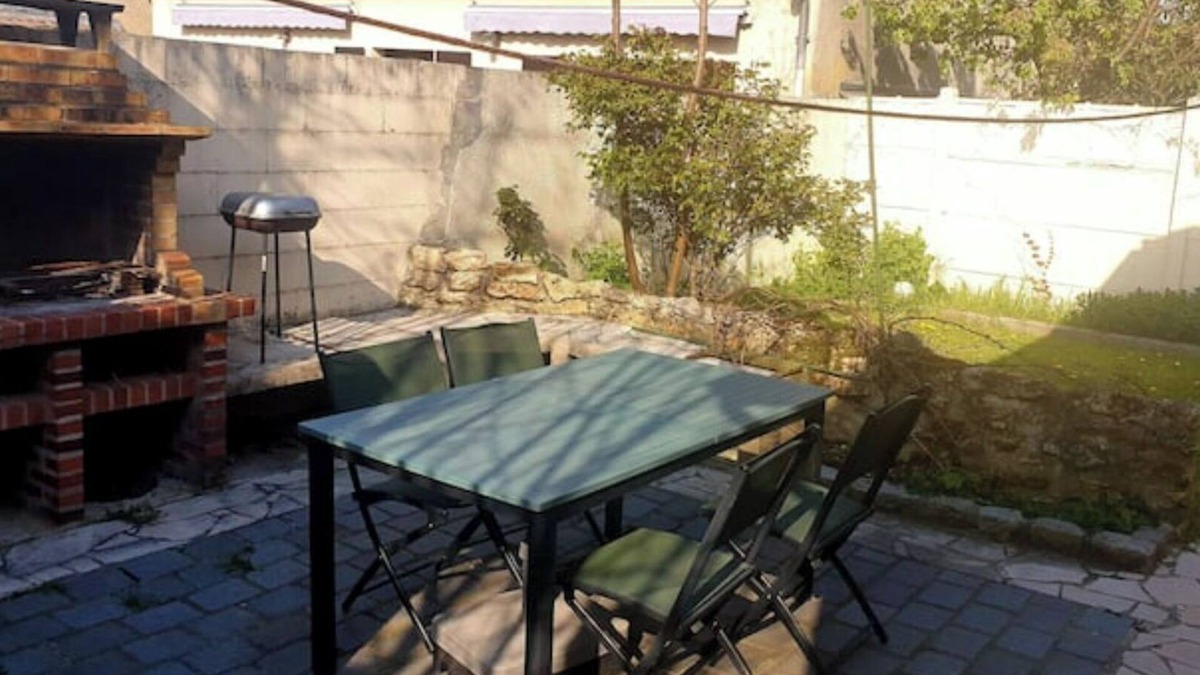 Chelles House | Maison au Calme Proche Disney