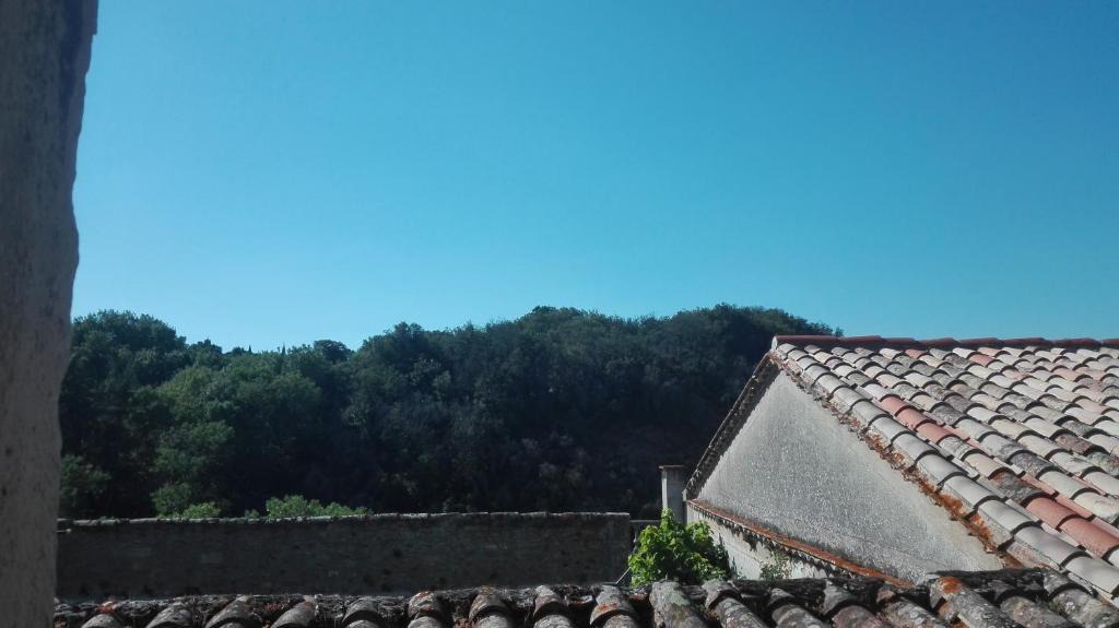 Montolieu House | Maison au village du livre