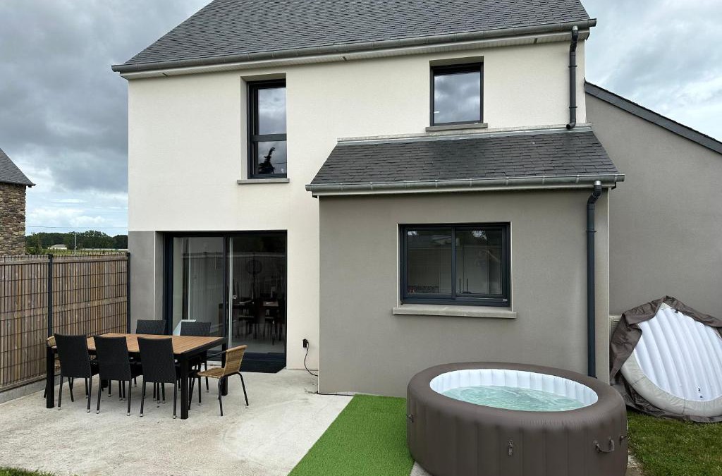 Saint-Meloir-des-Ondes House | Maison avec Jacuzzi 1-8 pers à 10 mn de st Malo