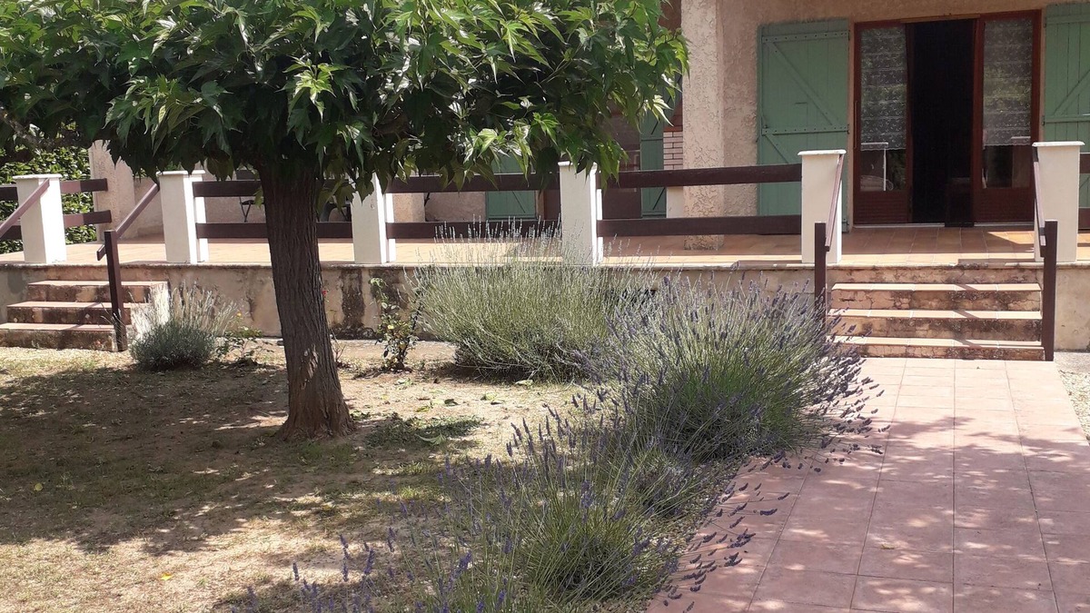 Cereste House | Maison Avec Jardin, au Cœur de la Provence !