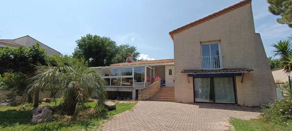 Juvignac Apartment | Maison avec jardin et piscine